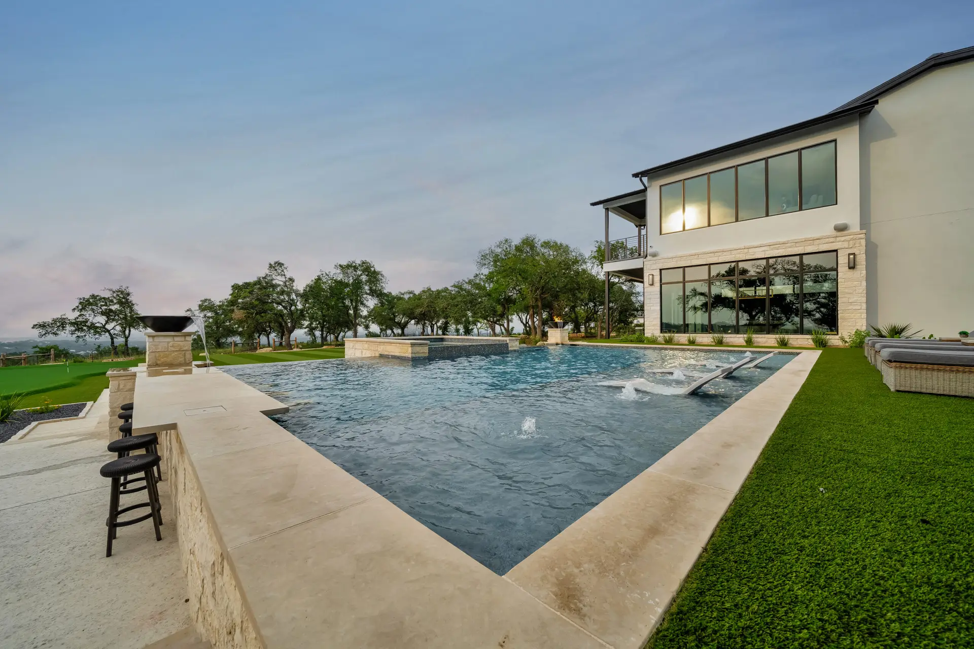 Geometric Pools
