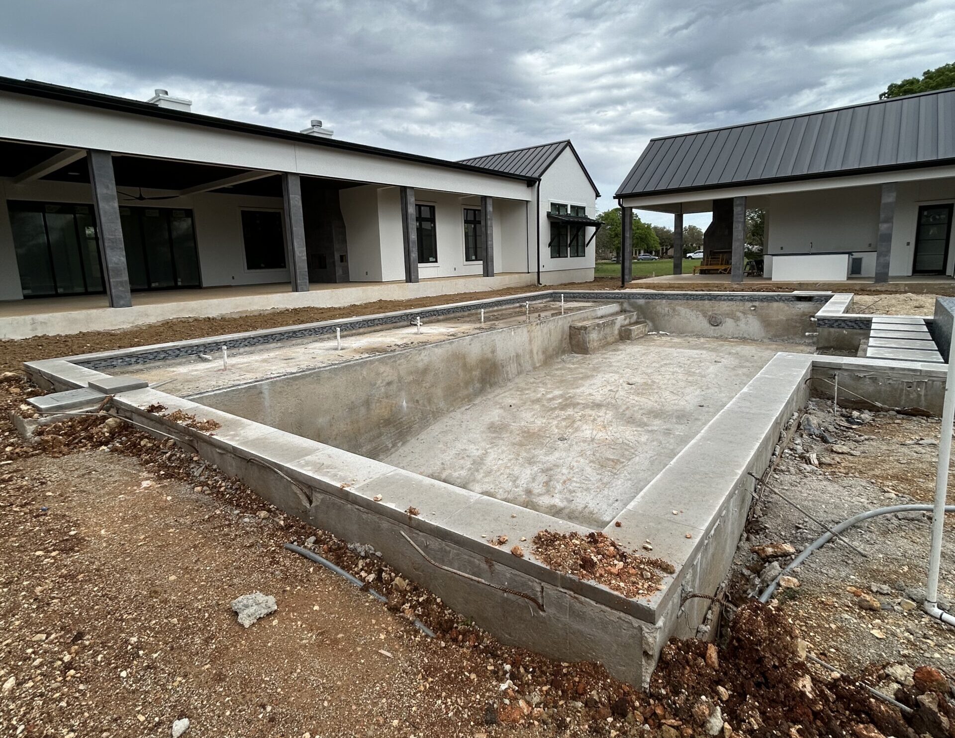 How Pool Sizes and Shapes Impact Costs: A Guide for Boerne Homeowners