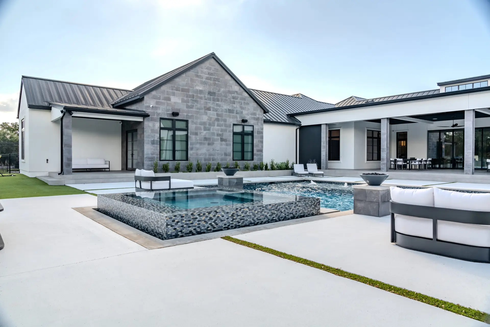 Geometric Pools