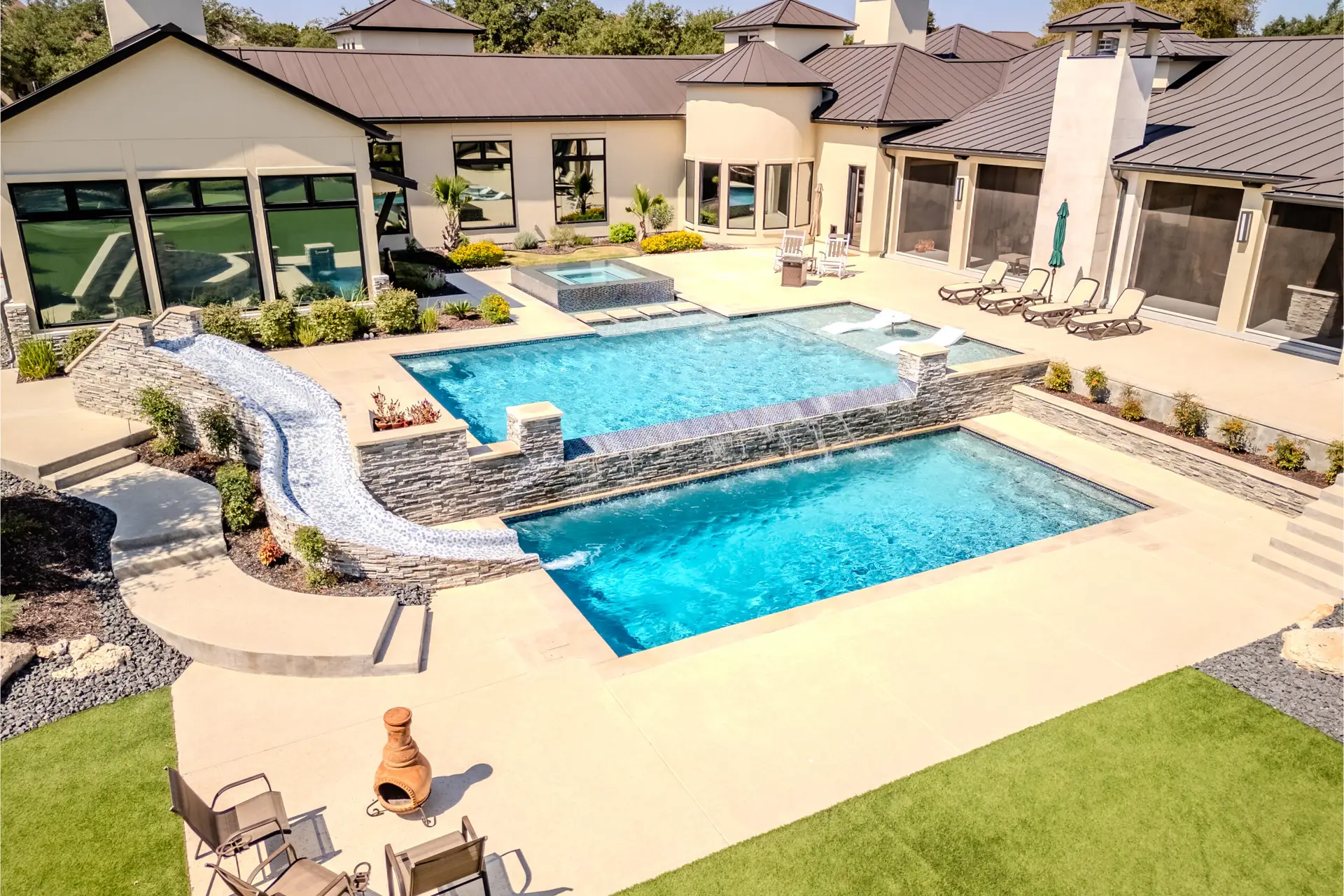 Geometric Pools