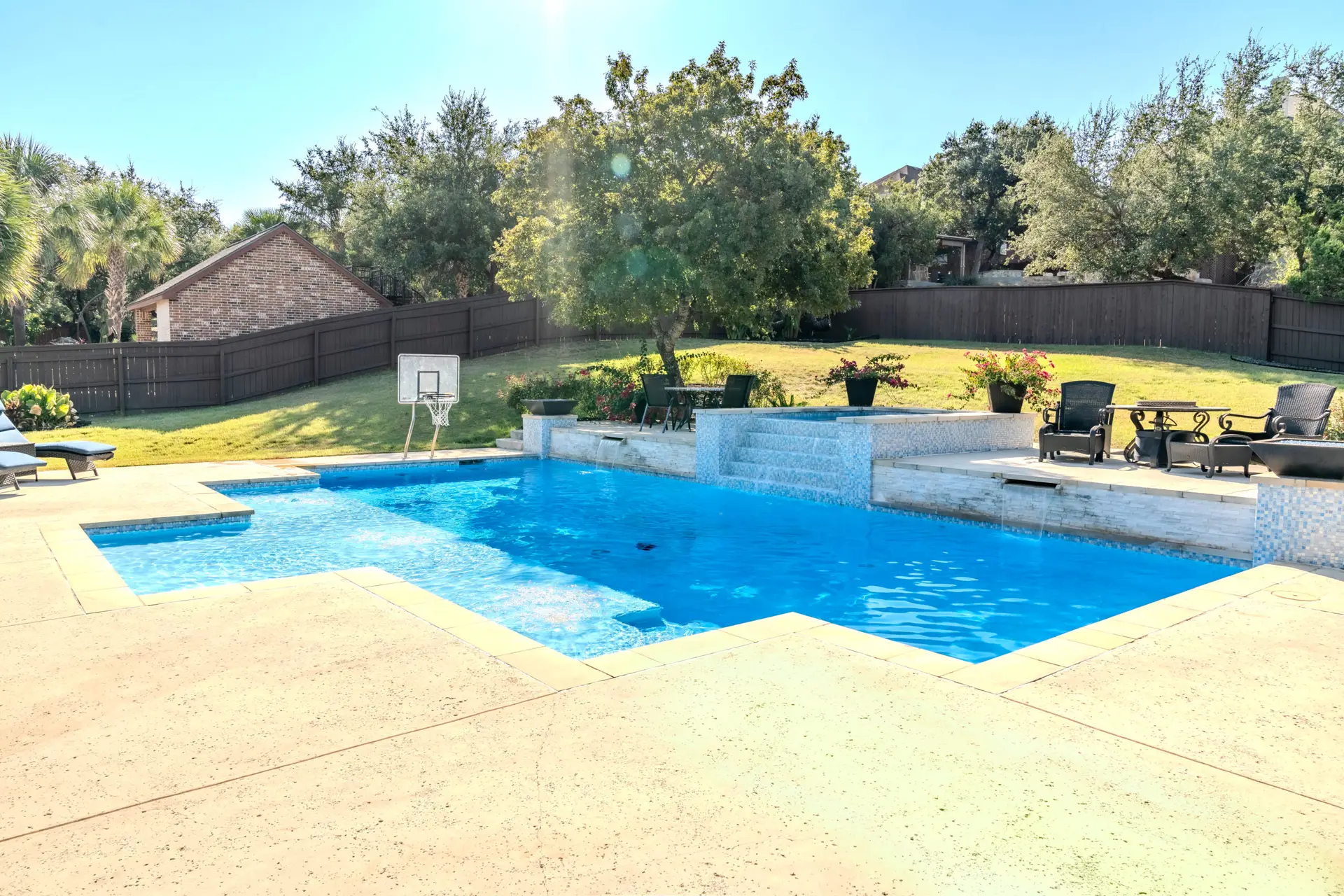 Geometric Pools