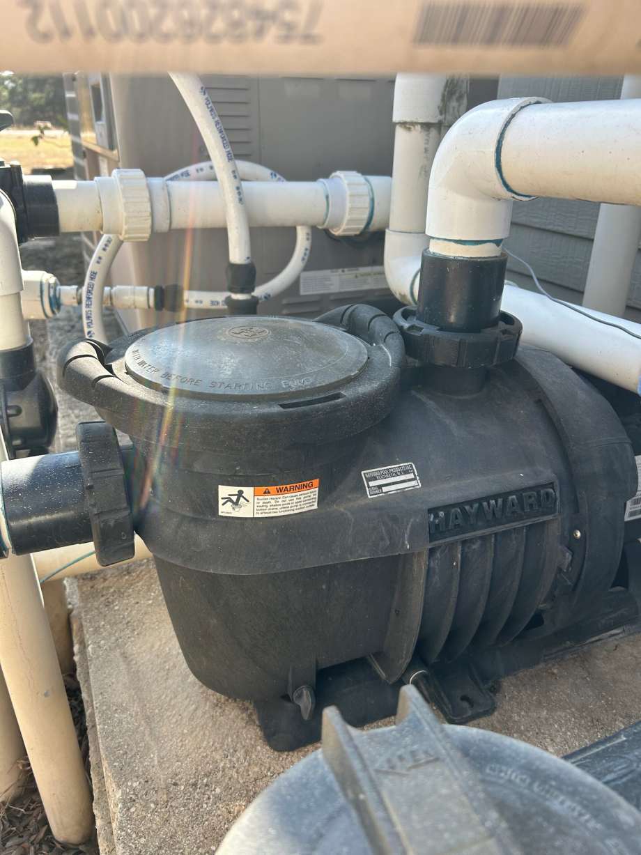 How to Tell if Your Pool Pump Needs to Be Replaced